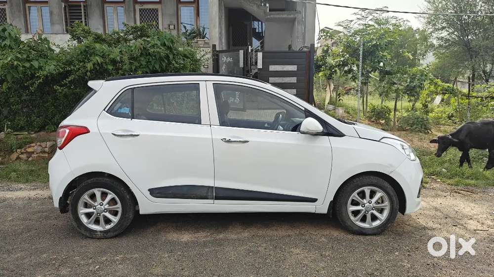 Hyundai I10 Asta Petrol 2016