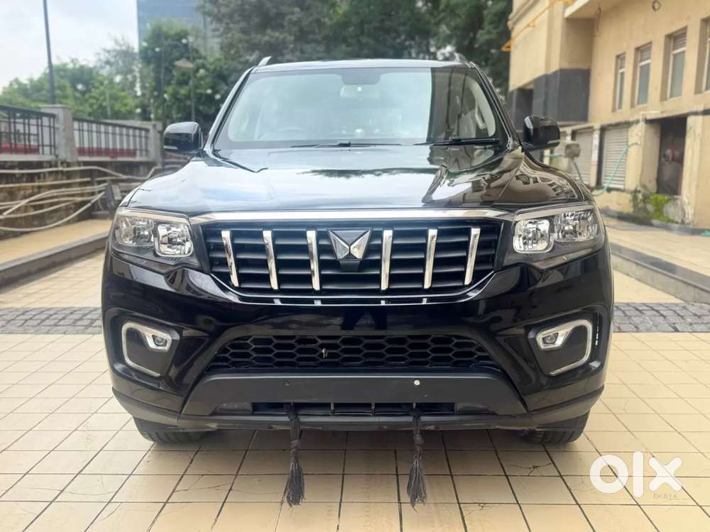 Mahindra Scorpio N Z4 Petrol Mt 7 Str, 2024, Petrol