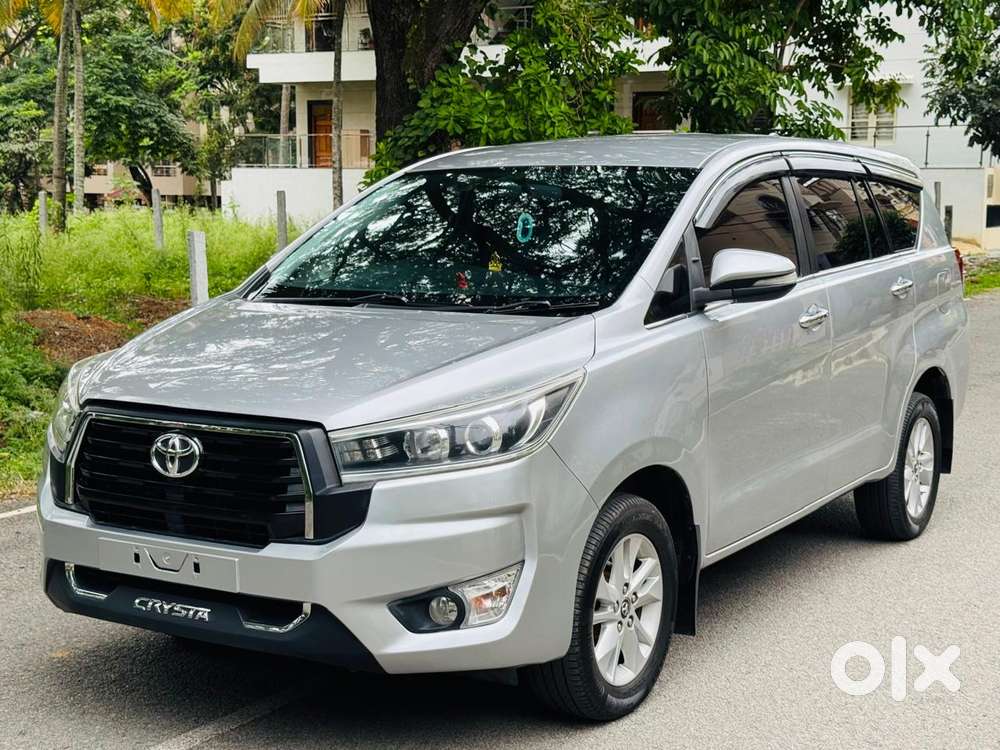 Toyota Innova Crysta 2.4 V 7 Str, 2016, Diesel