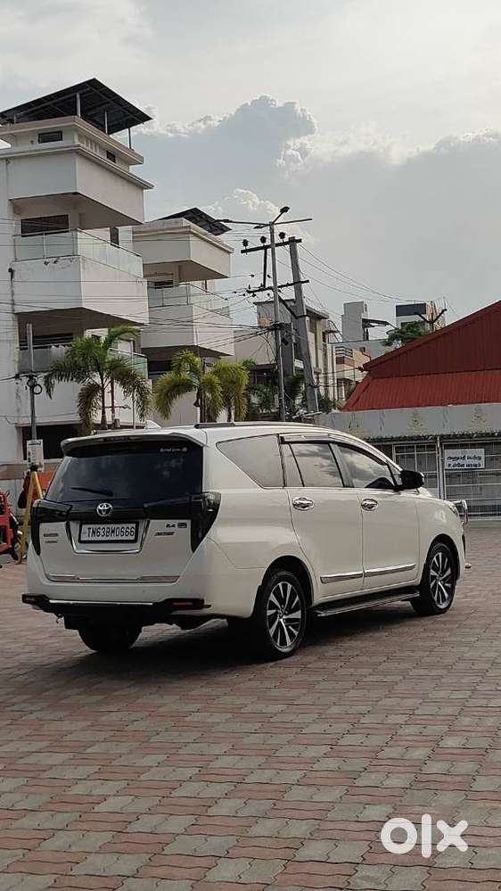 Toyota Innova Crysta 2.4 V, 2022, Diesel