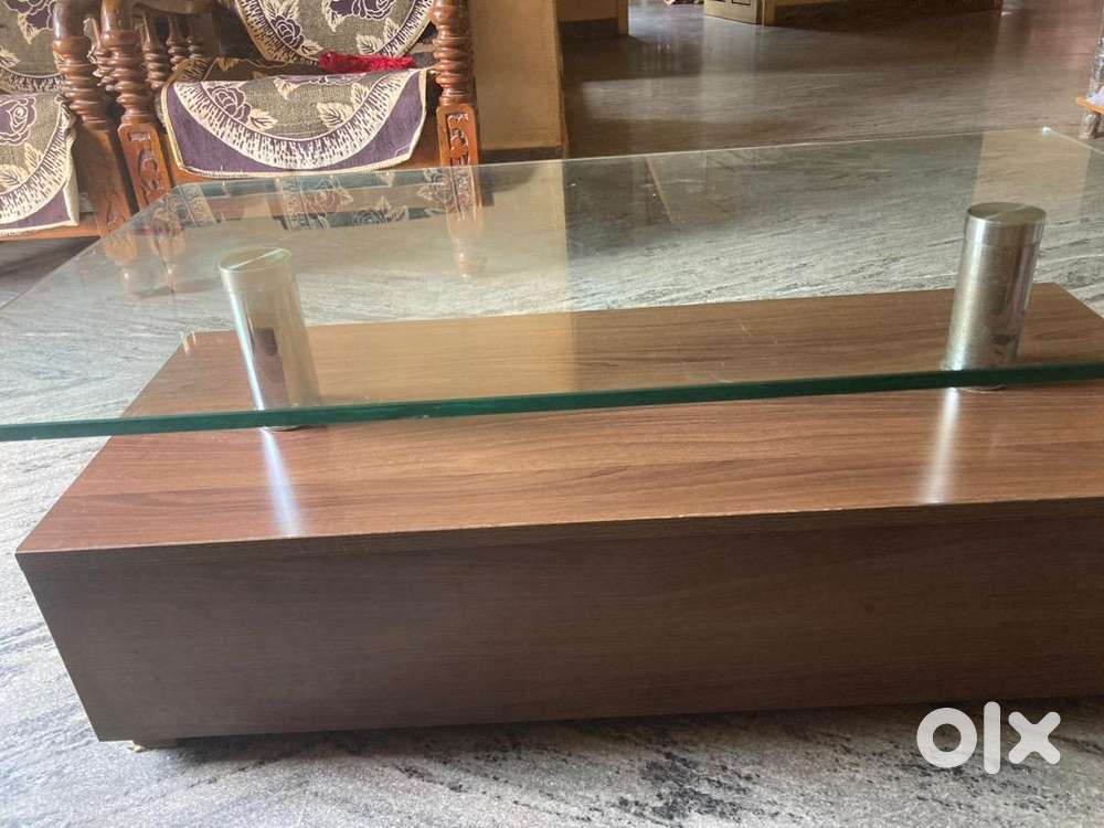 T tablefor Sale Sofa & Dining 1753138528