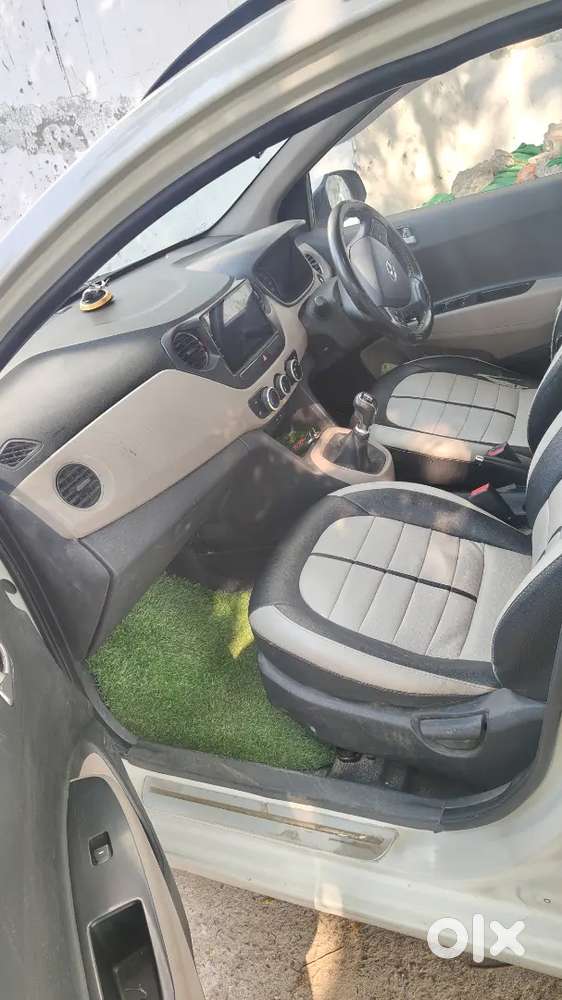 Grand I 10 Asta