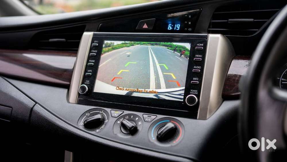 Toyota Innova Crysta 2.4 G Plus Mt 8 Str, 2026, Diesel