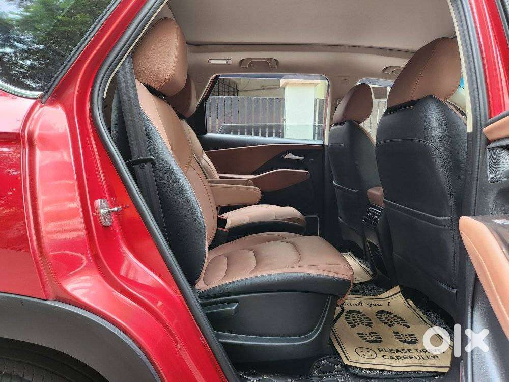 Mg Hector Plus Savvy Pro 1.5 Turbo Petrol Cvt 6 Str, 2024, Petrol