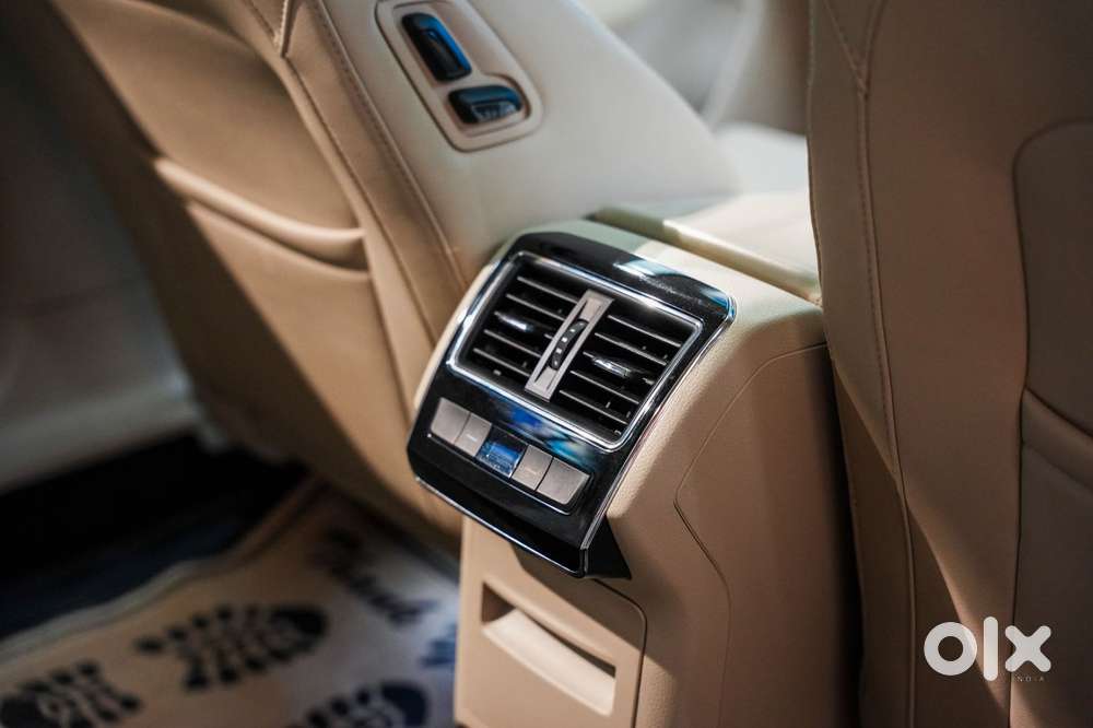 Skoda Superb 2.0 Tsi At L&k, 2021, Petrol