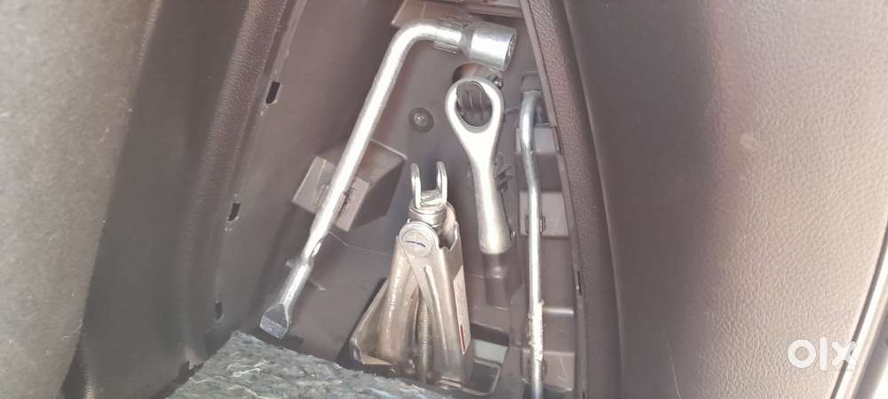 Maruti Suzuki Xl6 1.5 Alpha Plus Mt, 2022, Petrol