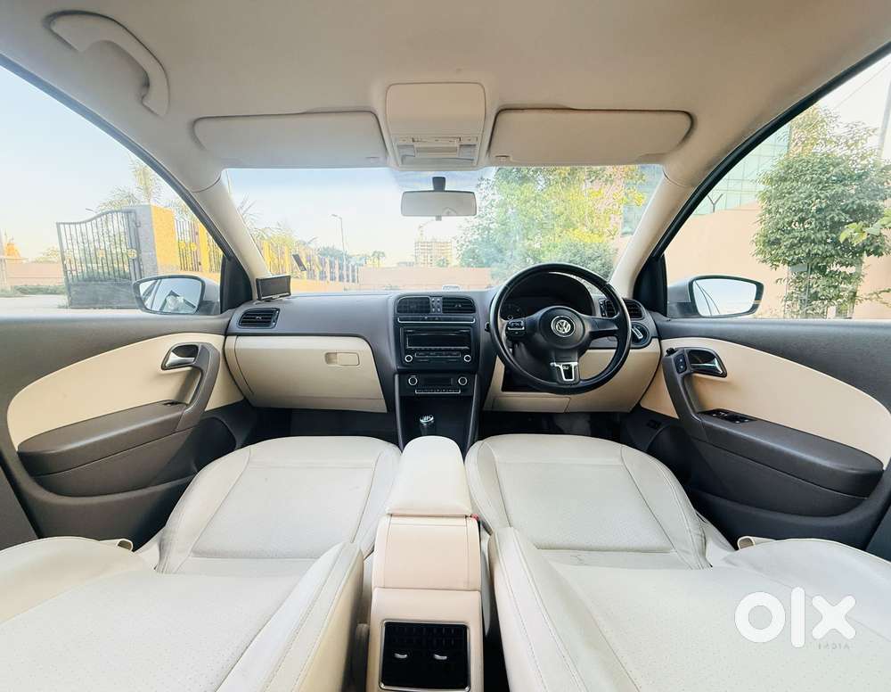 Volkswagen Vento Celeste 1.6 Highline, 2012, Diesel