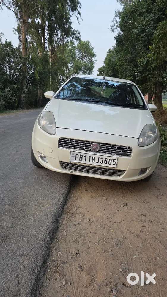 Fiat Grande Punto 2014 Diesel 185000 Km Driven