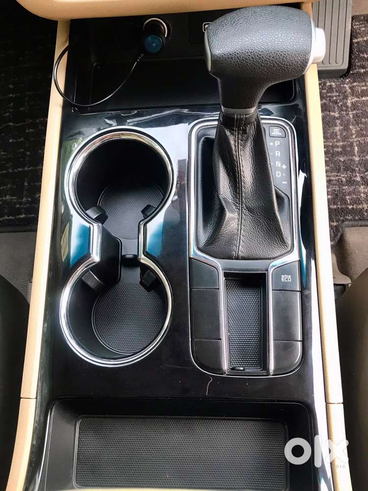 Kia Carnival Premium, 2021, Diesel
