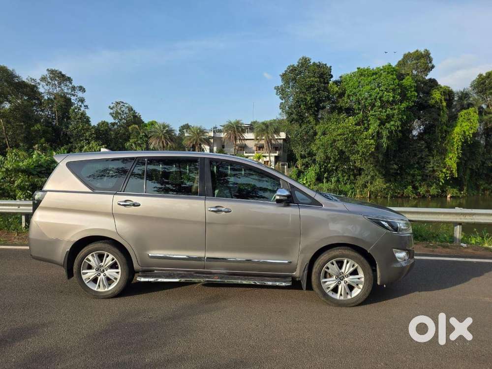 Toyota Innova Crysta 2.8 Zx Automatic 7 Str, 2016, Diesel