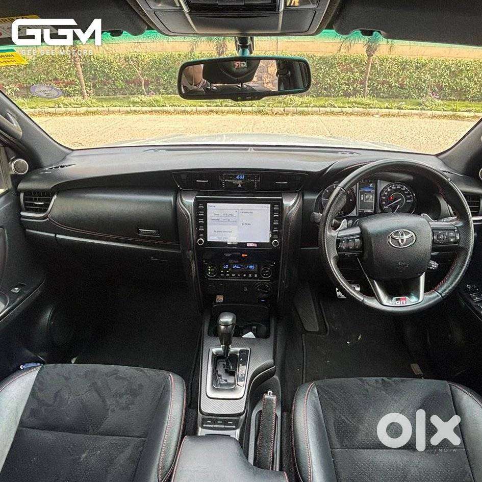 Toyota Fortuner 2.8 Gr-s, 2023, Diesel