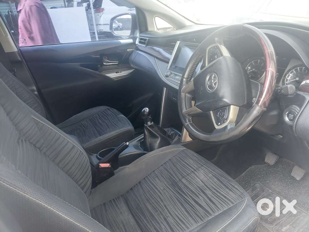 Toyota Innova Crysta 2.4 V, 2017, Diesel