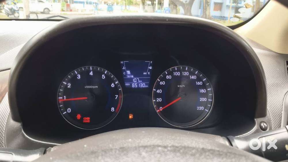 Hyundai Verna 1.5 Sx Vtvt, 2016, Petrol