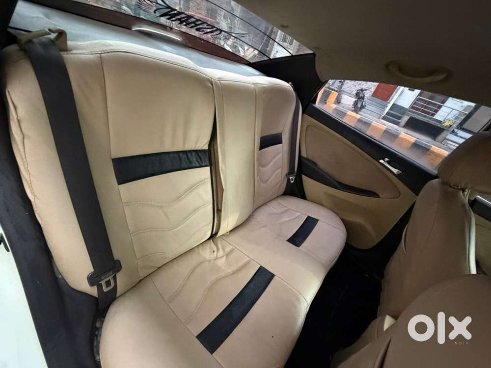 Hyundai Fluidic Verna 2012 Diesel Manual