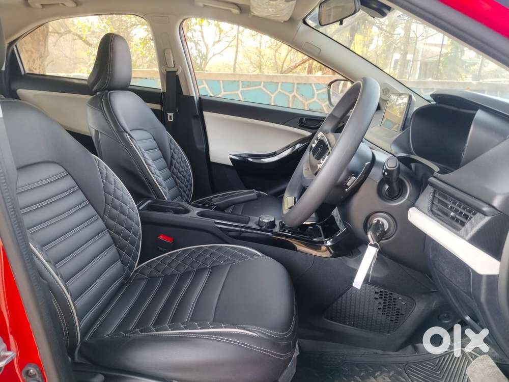 Tata Nexon Pure Plus (s) Petrol Amt, 2024, Petrol