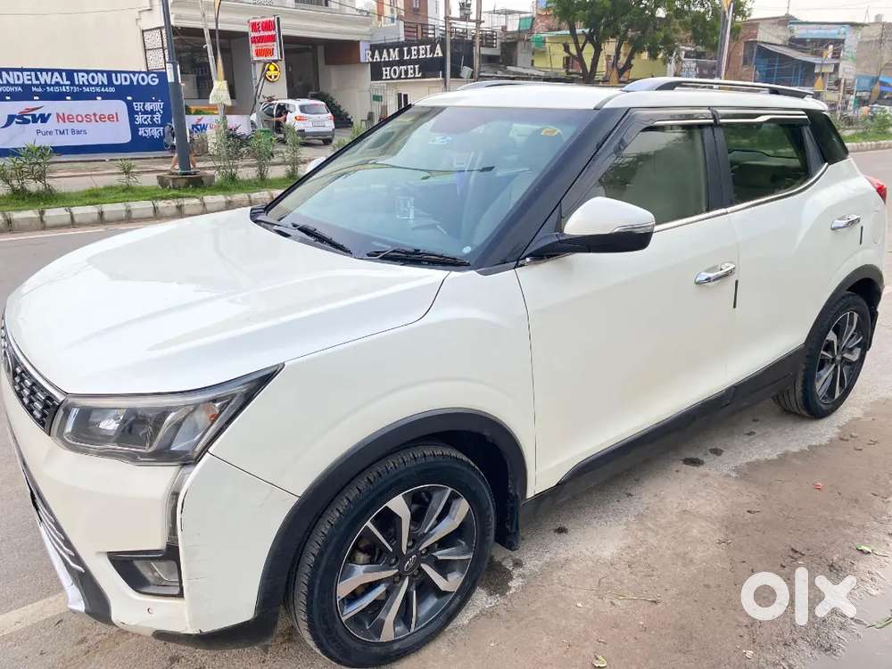 Mahindra Xuv300 Top Model Diesel 60k Company Serive Record Driven