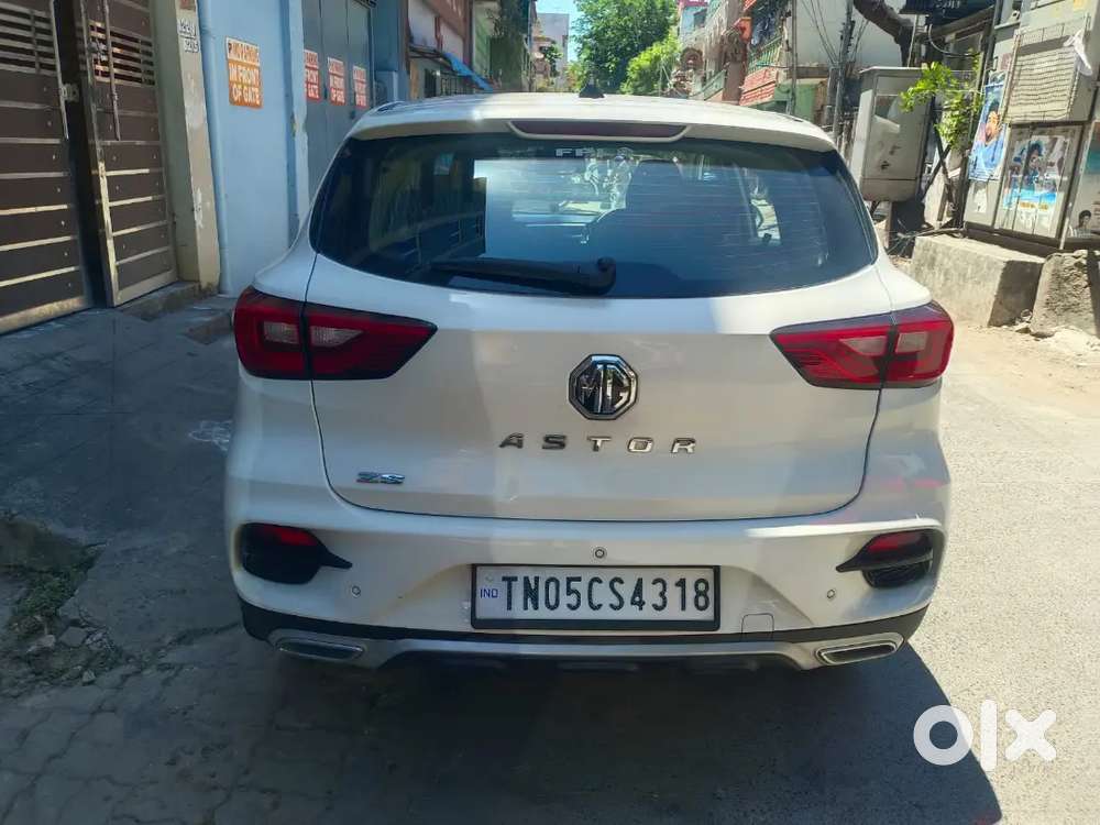 Mg Astor Shine 1.5 Mt Ivory 2024