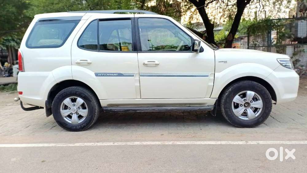 Tata Safari 4x4 Vx Dicor 2.2 Vtt, 2017, Diesel