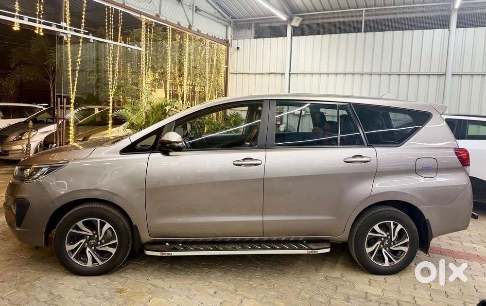 Toyota Innova Crysta 2.4 G Mt, 2021, Diesel