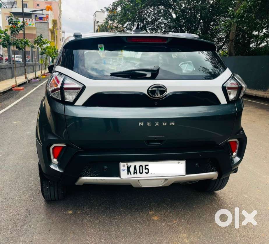 Tata Nexon 1.2 Revotron Xza Plus, 2023, Petrol