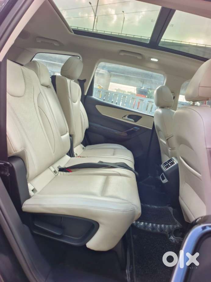 Mahindra Xuv700 2.2 Ax 7 Diesel At Luxury Pack Str, 2024, Diesel