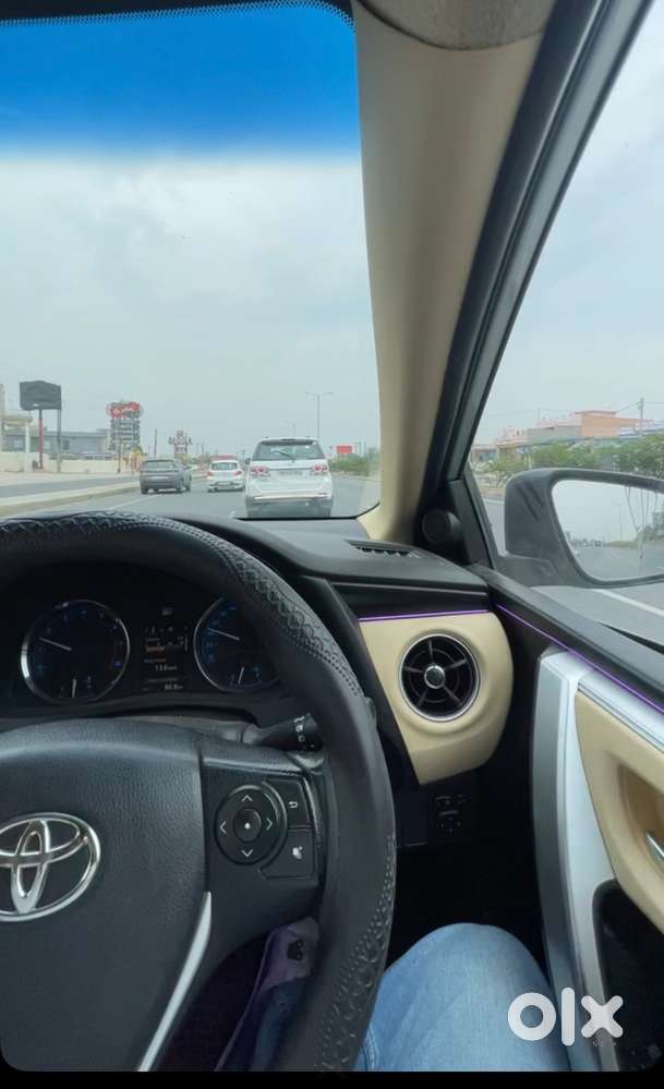 Toyota Corolla Altis 2018 Top Model Variant