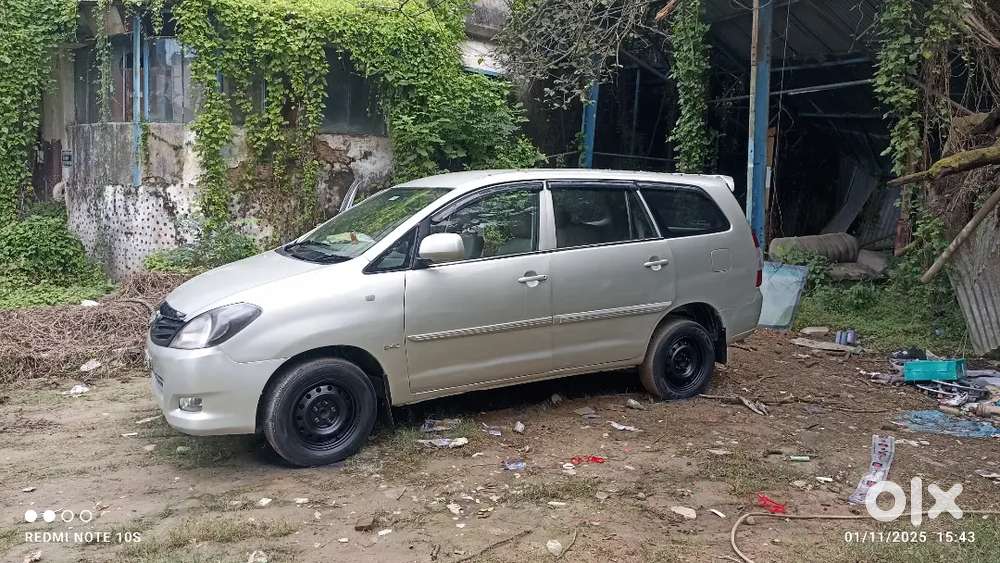 Toyota Innova 2.5 E 2006