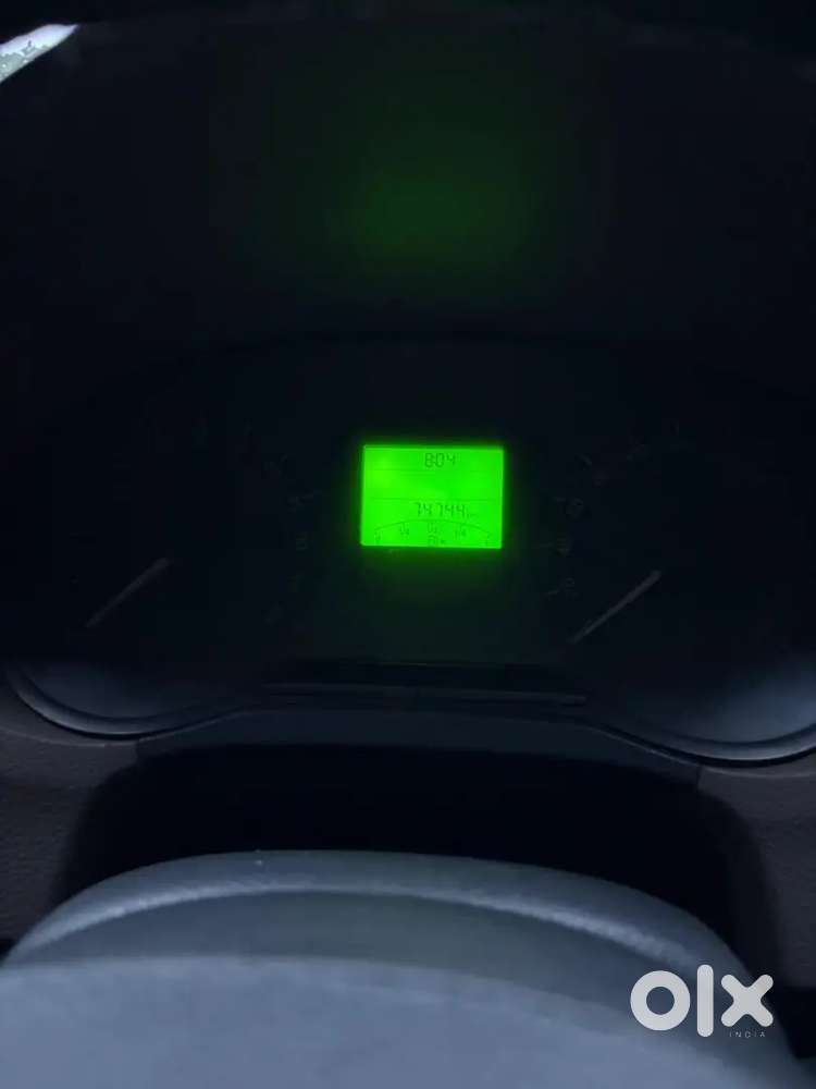Skoda Rapid Tsi Active 2012