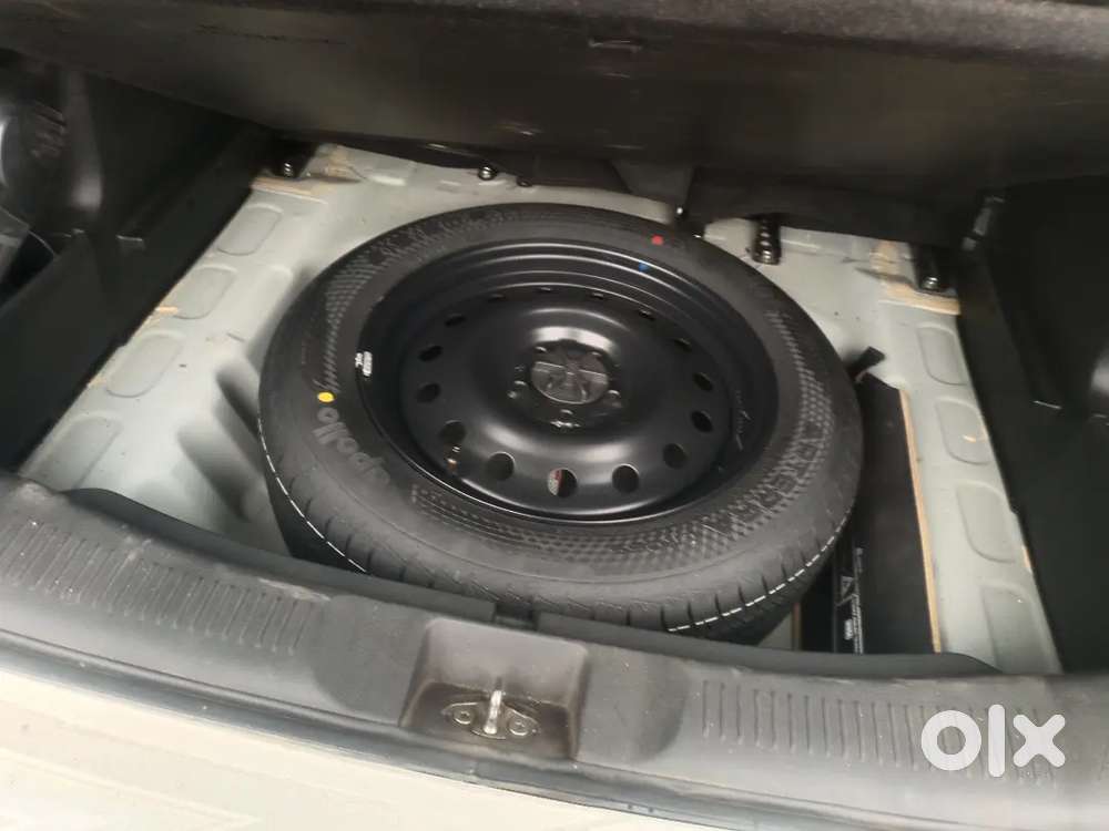2023 Maruti Suzuki Vitara Petrol Manual Second