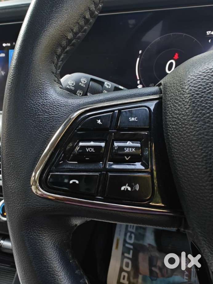 Mahindra Xuv700 Ax7l 6 Str At, 2024, Diesel