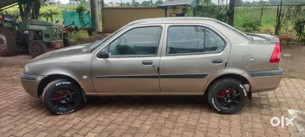 Ford Ikon Petrol 2005