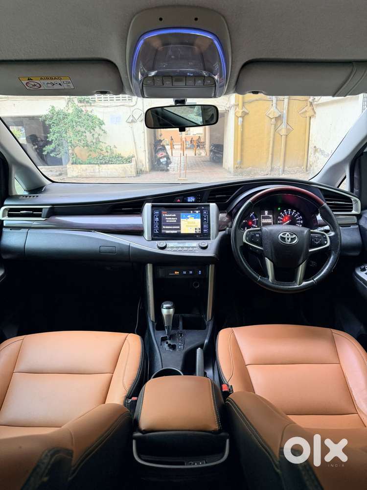 Toyota Innova Crysta