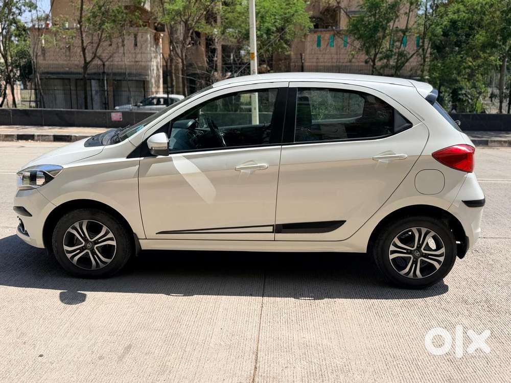 Tata Tiago, 2019, Petrol