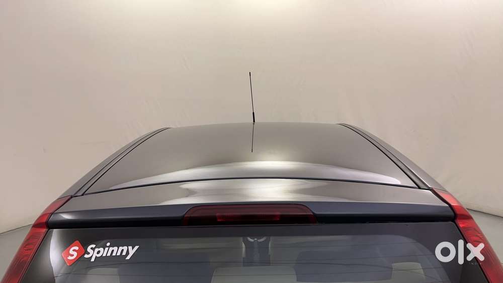 Ford Figo 2010-2012 Petrol Zxi, 2013, Petrol