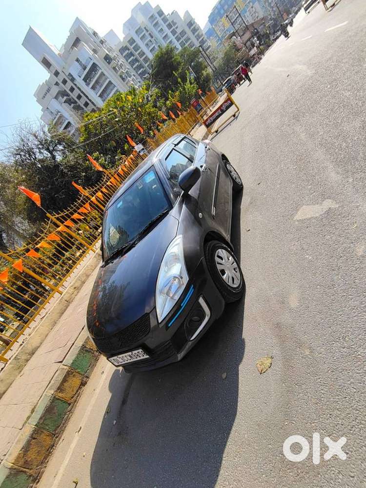 Maruti Suzuki Swift 1.2 Vxi (o), 2017, Petrol