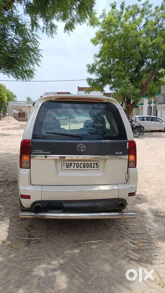 Tata Safari Storme 2014 Diesel 196500 Km Driven