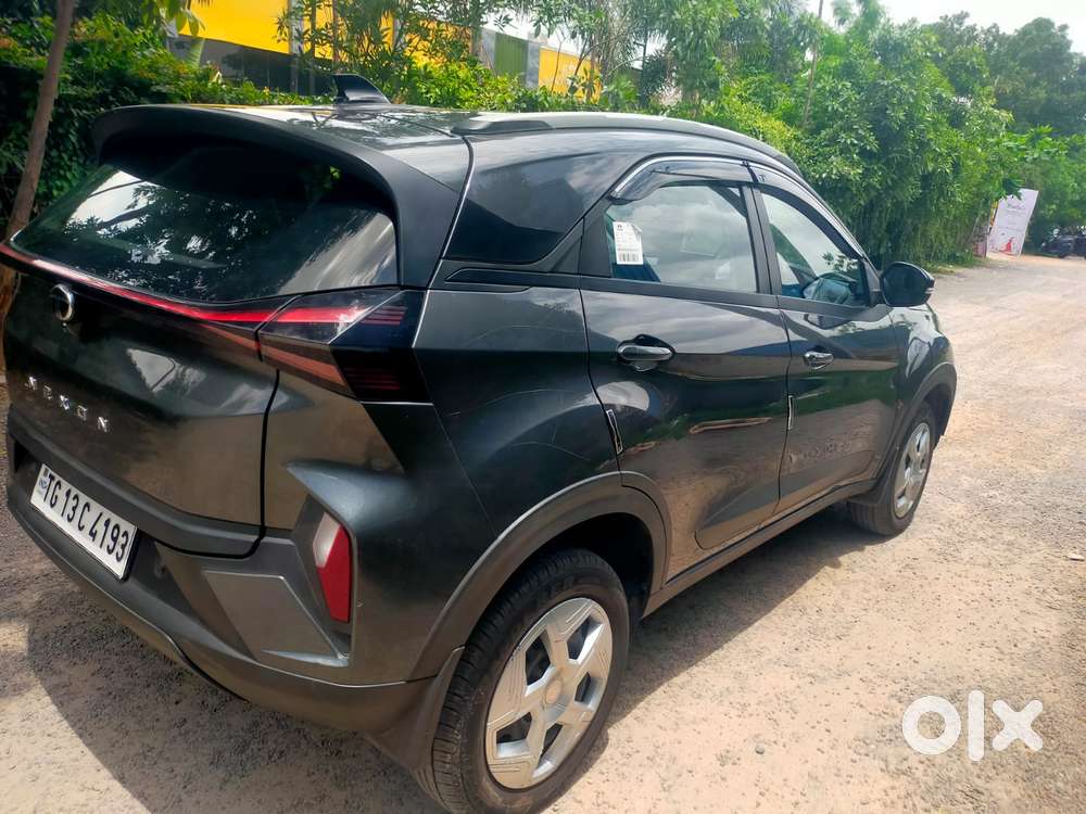 Tata Nexon Pure 1.2 Revotron Petrol 6 Mt, 2025, Petrol