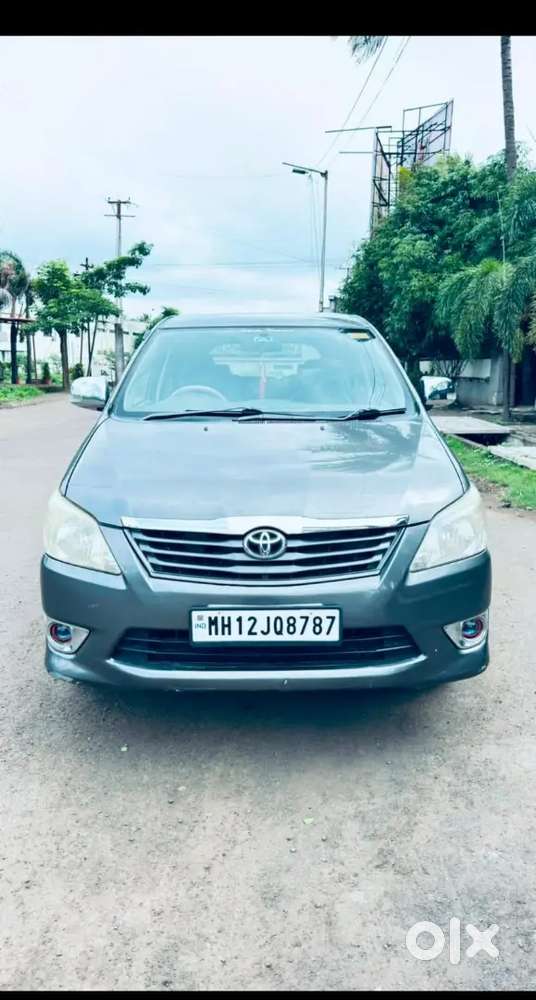 Toyota Innova Hycross 2013 Diesel