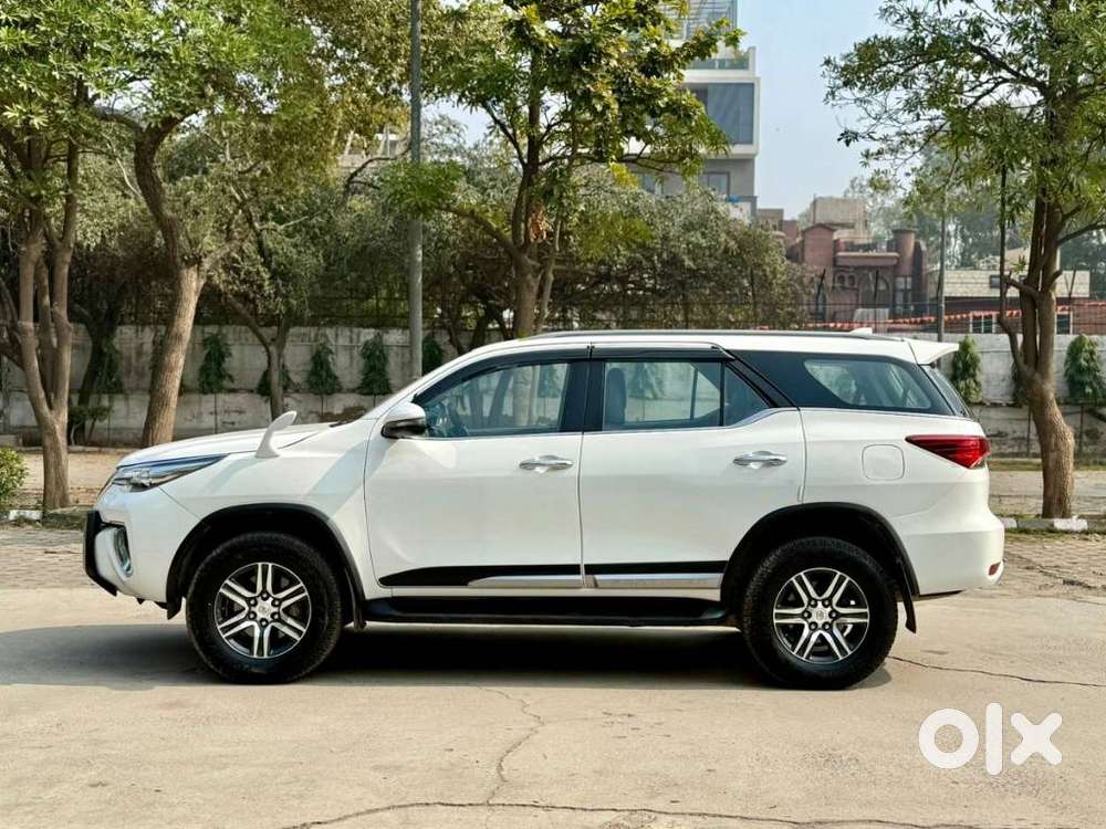 Toyota Fortuner 4x2 At 2.8 Diesel, 2019, Diesel