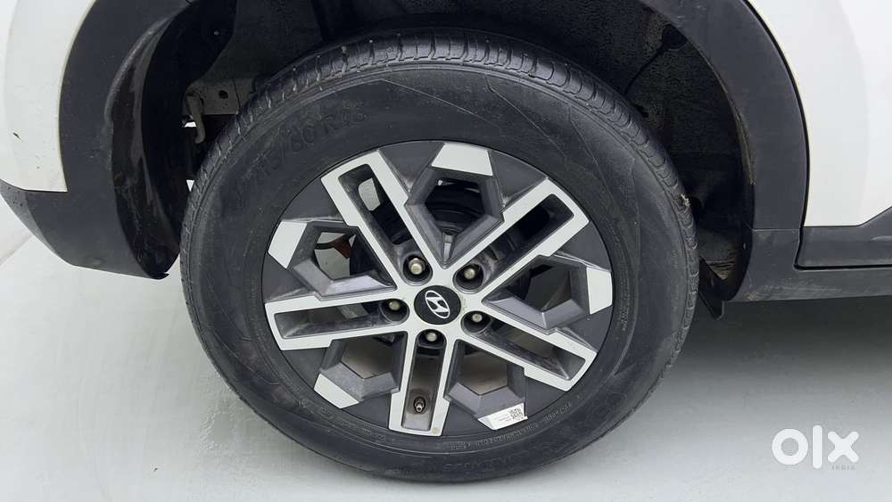 Hyundai Venue 1.0 Sx (o) Turbo Dct, 2023, Petrol