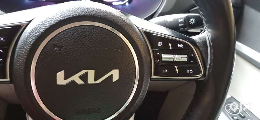 Kia Carens 1.4 Prestige Plus Turbo 7 Str, 2022, Petrol