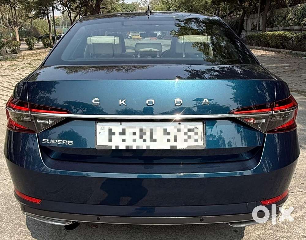 Skoda Superb 2.0 L&k Tsi At, 2022, Petrol