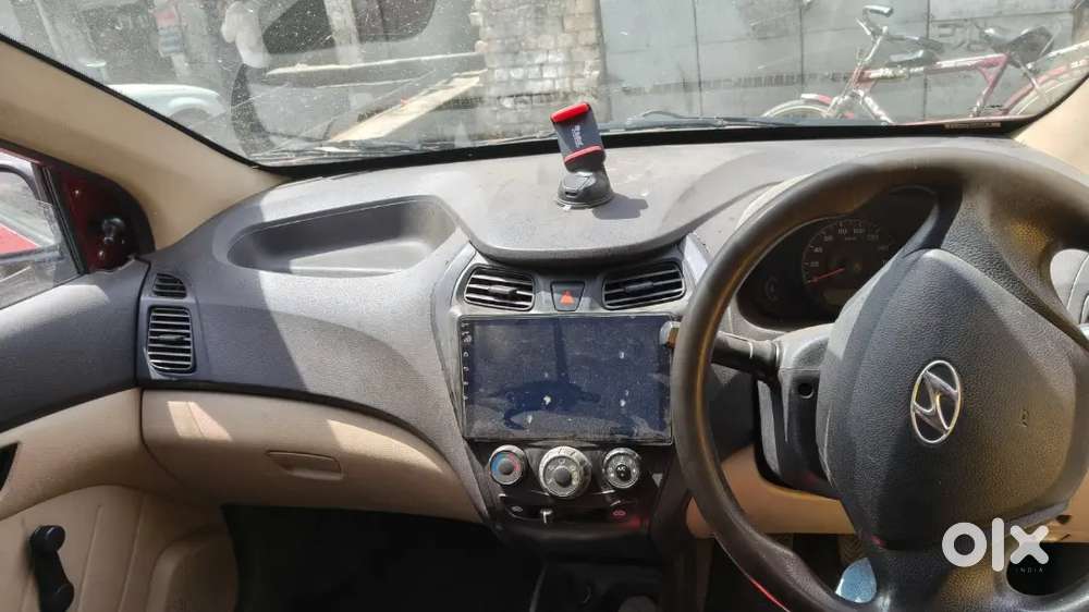 Top Condition Me H Eon Car 11 Model H 27tak Valid Hai