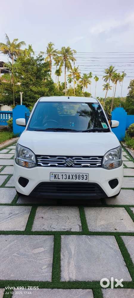 Maruti Suzuki Wagon R 1.0 Vxi Amt, 2024, Petrol
