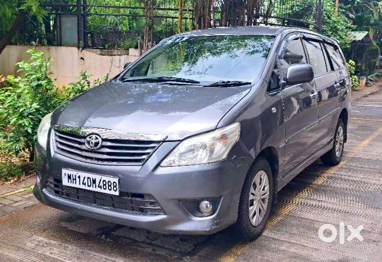 Toyota Innova 2.5 G (diesel) 8 Seater, 2012, Diesel