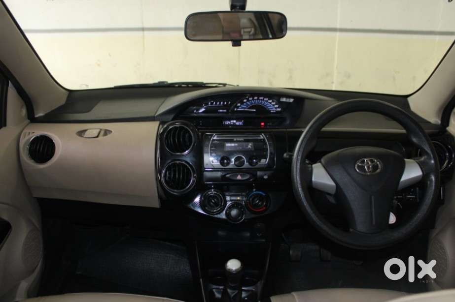Toyota Etios Liva 1.2 V, 2018, Petrol