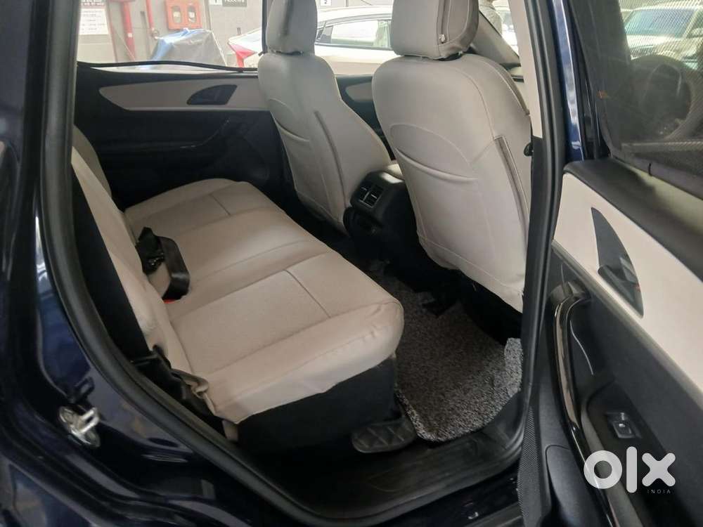 Mahindra Xuv700 Petrol 2022 Only Customers To Call