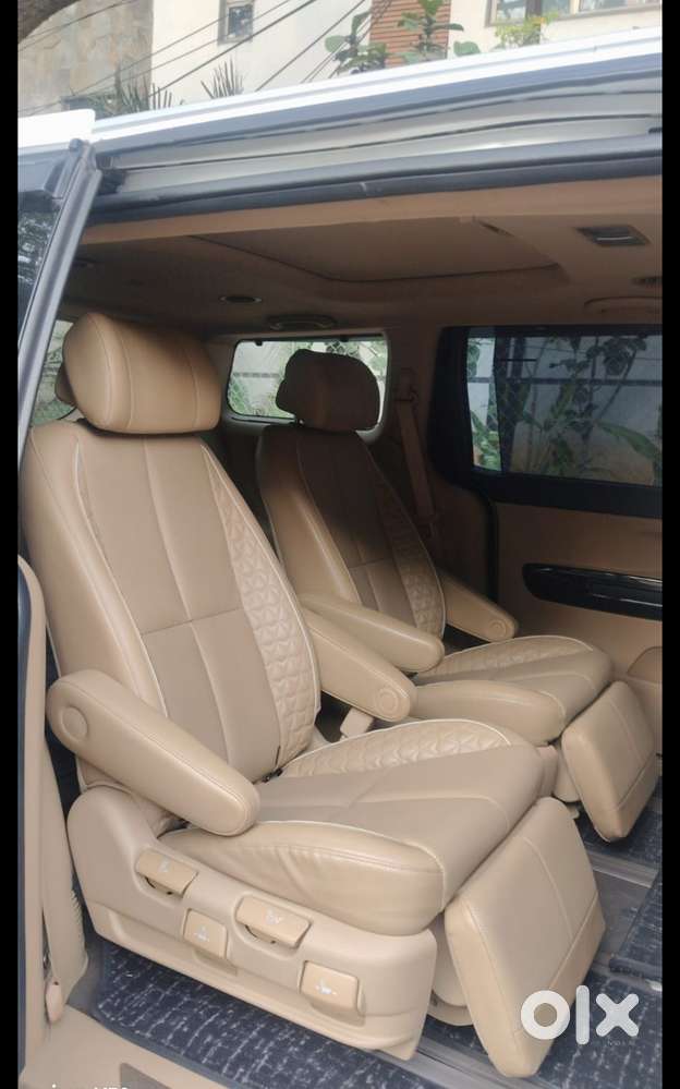 Kia Carnival Limousine Plus 7 Str, 2022, Diesel