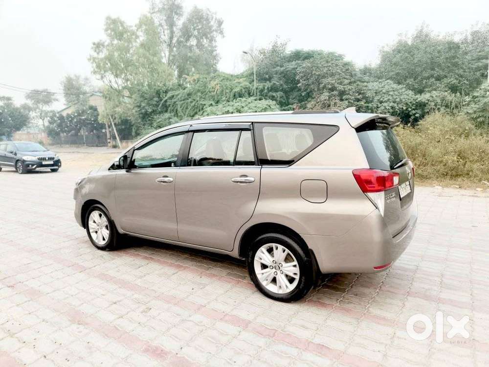 Toyota Innova Crysta 2.8z Automatic, 2018, Diesel
