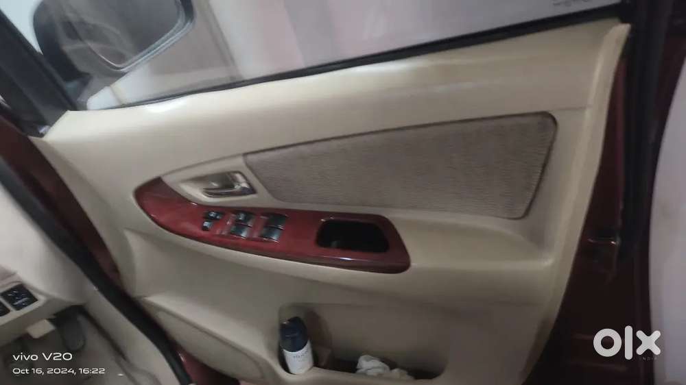 2005 Petrol Innova V Model Original Kl- 07 Registration.